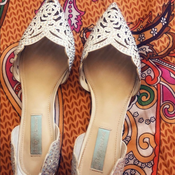 Shoes - Picture 1 of 1